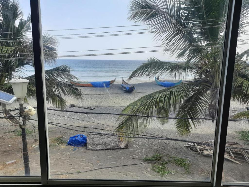 Rock View House Kovalam Luaran gambar